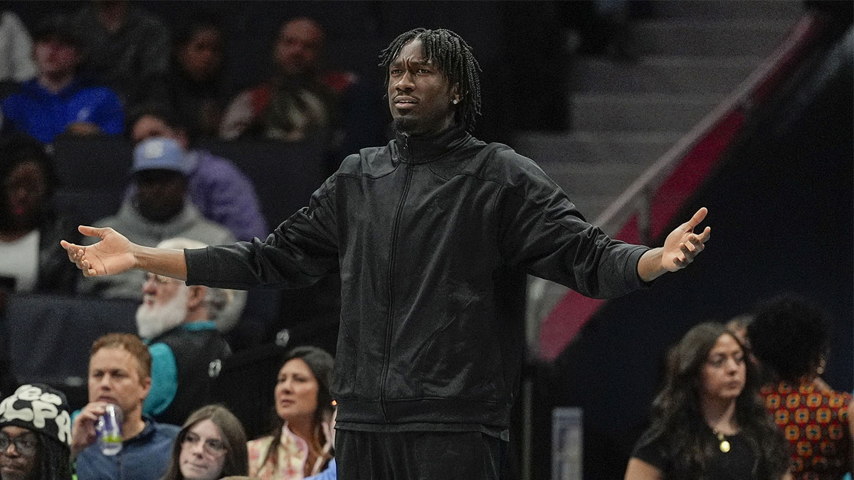 Hornets Center Mark Williams (5) responds to a call during second half against Brooklyn networks in Center Spectrum