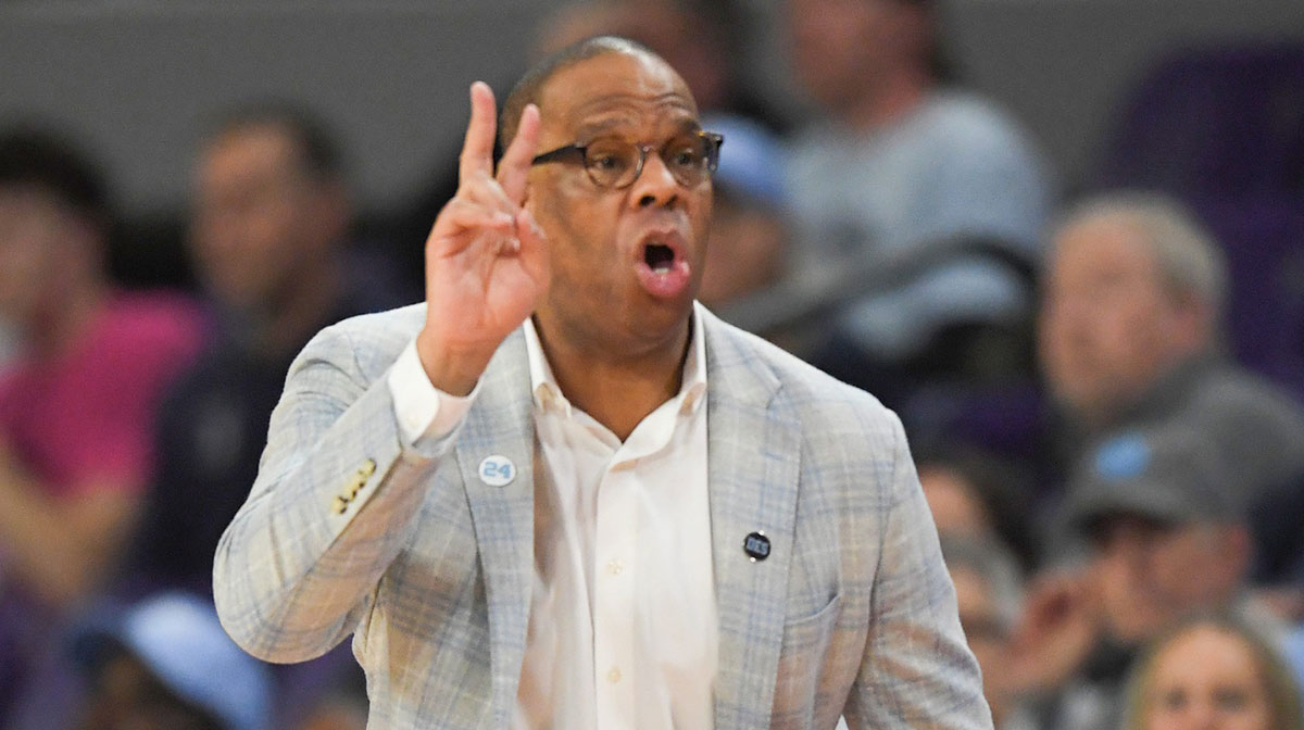 University of North Carolina Head Coach Hubert Davis during the second half Monday, Feb 10, 2025; Clemson, South Carolina, USA; at Littlejohn Coliseum.