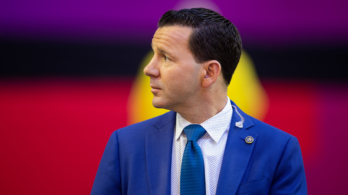 Feb 12, 2023; Glendale, Arizona, US; NFL reporter Ian Rapoport on the sideline before Super Bowl LVII at State Farm Stadium. 