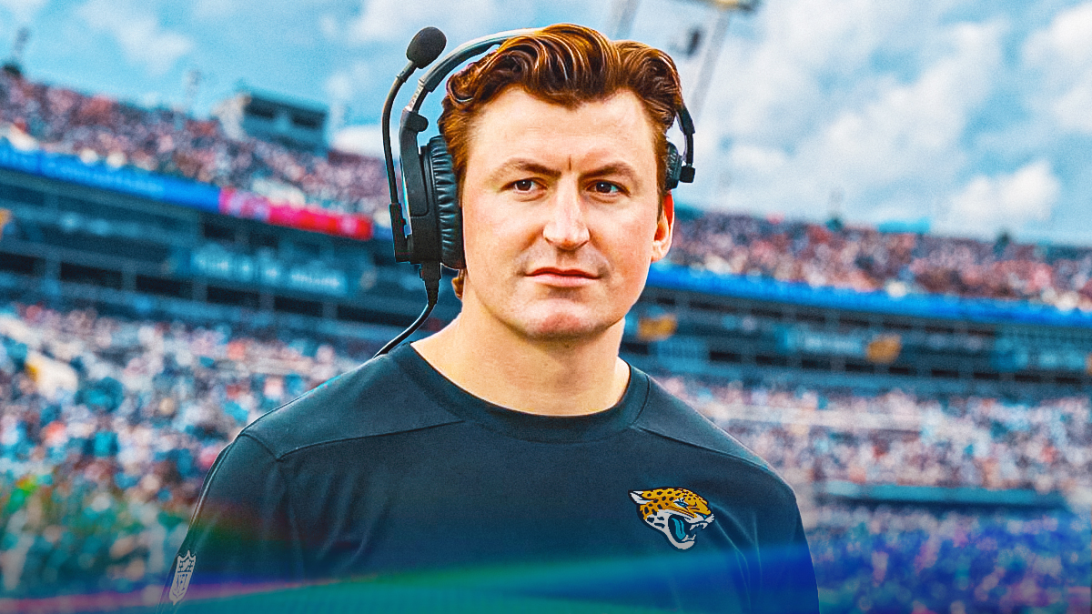 Grant Udinski in Jaguars gear on the sideline