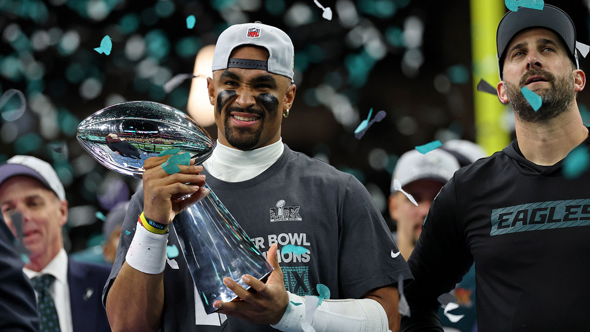 9. February 2025; New Orleans, LA, USA; Philadelphia Eagles Quarterback Jalen Hurts (1) Celebrates head coach Nick Sirianni after winning Kansas City Chiends in Super Bowl Lika on Caesar's superdome. Mandatory Credit: Geoff Burke-SMSN Pictures