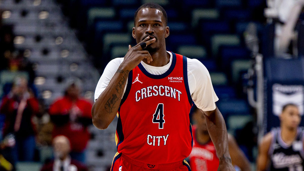 New Orleans Pelicans guard Javonte Green (4) reacts to making a three point basket against the Sacramento Kings during the first half at Smoothie King Center.