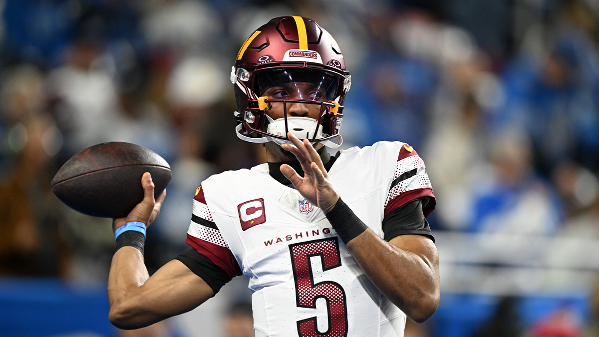 Washington Commanders quarterback Jayden Daniels (5) warms up prior to the game against Detroit Lions in a 2025 NFC divisional round game at Ford Field.