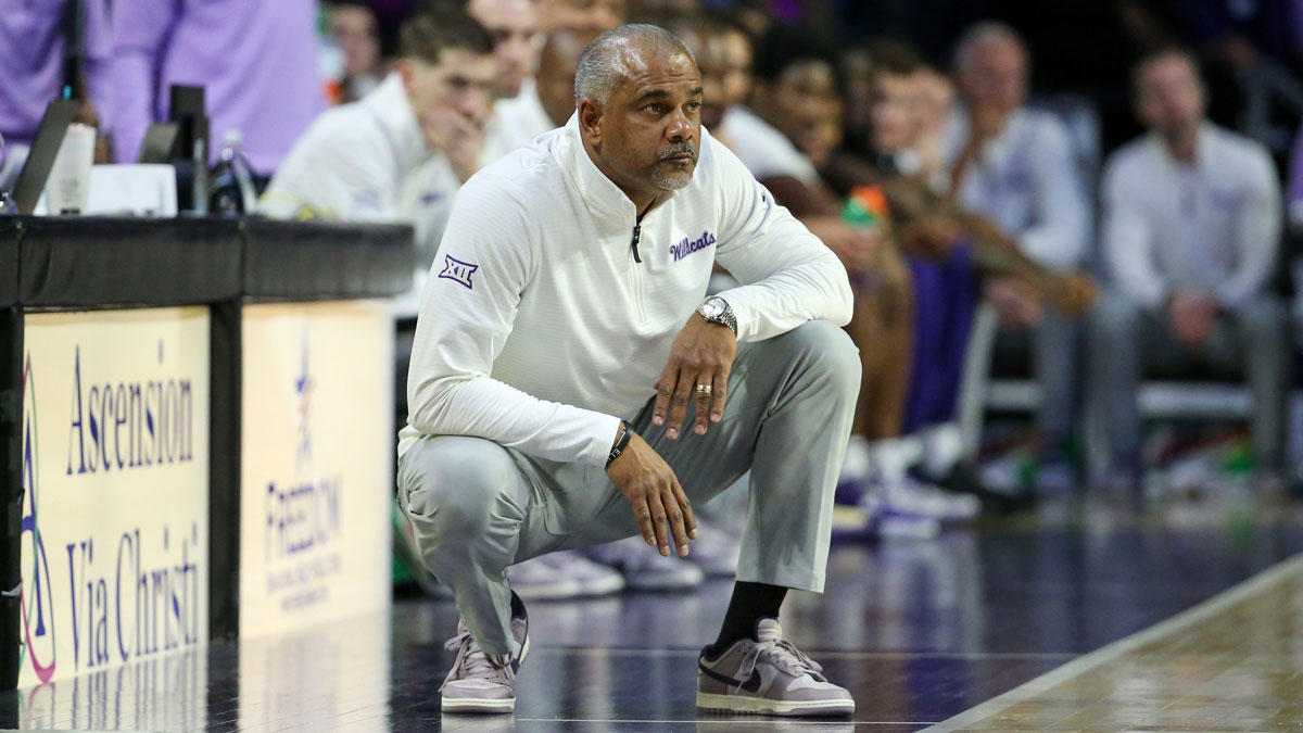 Kansas State Wildcats Chief Coach Jerome Tang looks at the second half against Kansas Jaihawks on Bramlage Coliseum.