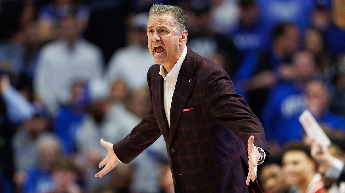 Arkansas Razorbacks head coach John Calipari yells at a referee during the first half against the Kentucky Wildcats at Rupp Arena at Central Bank Center.