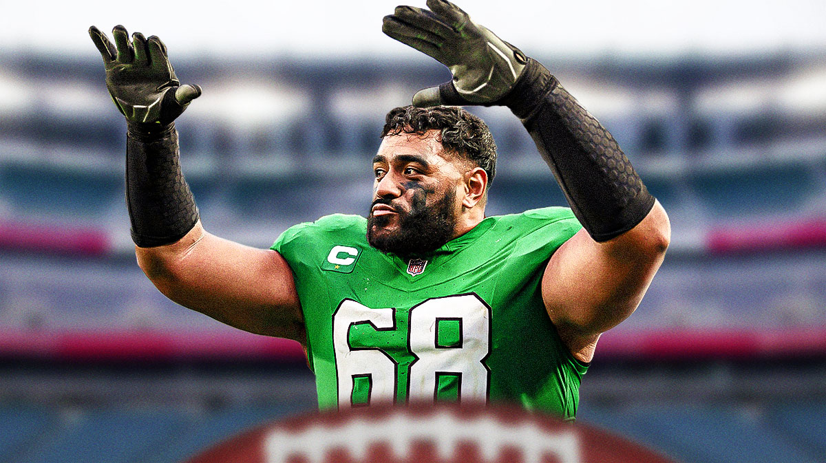 Jordan Mailata in a Eagles jersey.