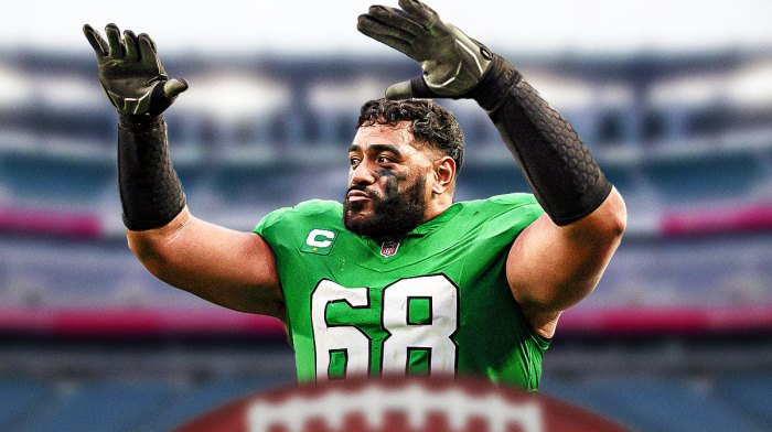 Jordan Mailata in a Eagles jersey.