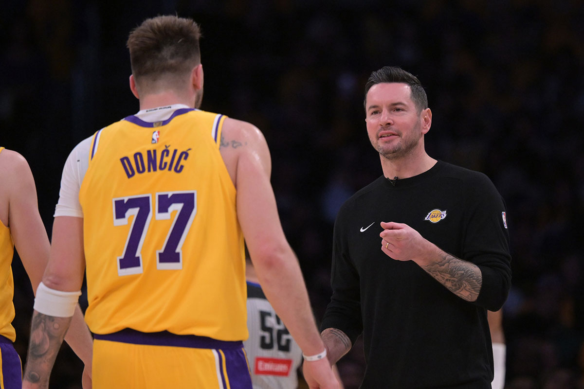 Lakers Guard Luka Doncic (77) Welcomes Him Main Coach JJ Redick During Time vs. Utah Jazz at Crypto.com Arena