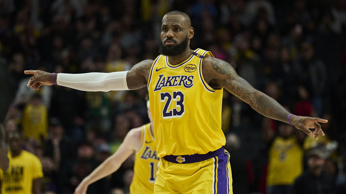 Los Angeles Lakers forward LeBron James (23) signals to teammates during the second half against the Portland Trail Blazers at Moda Center. 