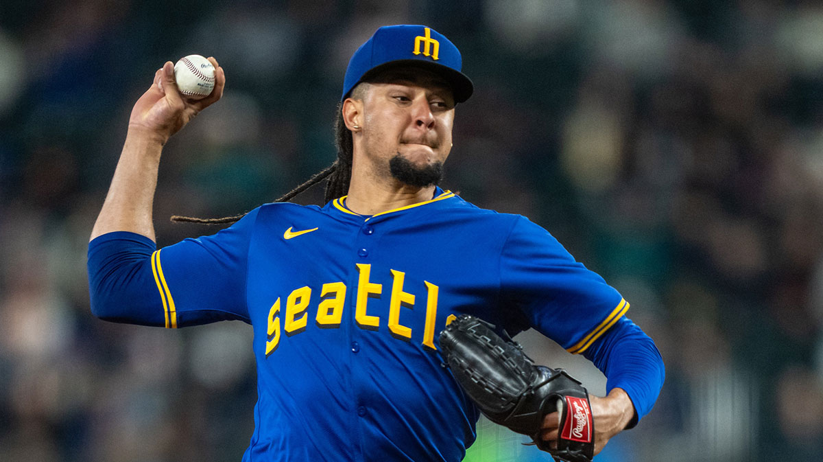 Mariners Starter Luis Castillo (58) delivers the terrain during the first Inning against Giants San Francisco in T-Mobile Park.