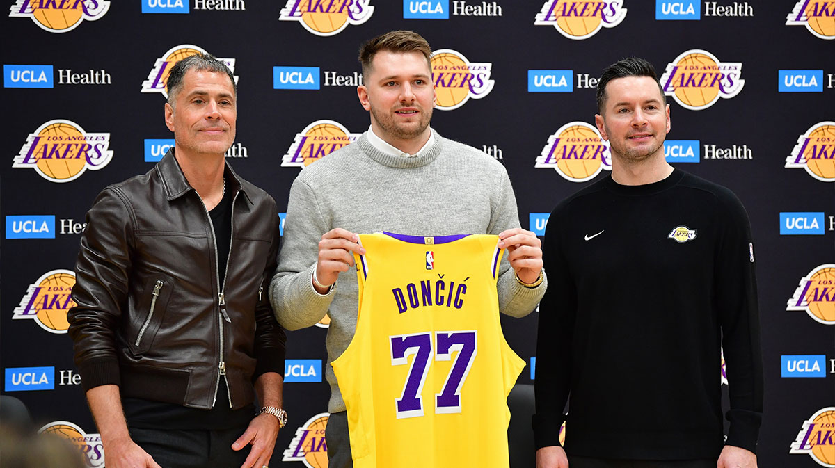 Los Angeles Lakers Guard Luka Dončić presents photos with the General Manager of Rob Pelinka and JJ Redick General Trainer at UCLA Training Health Center.