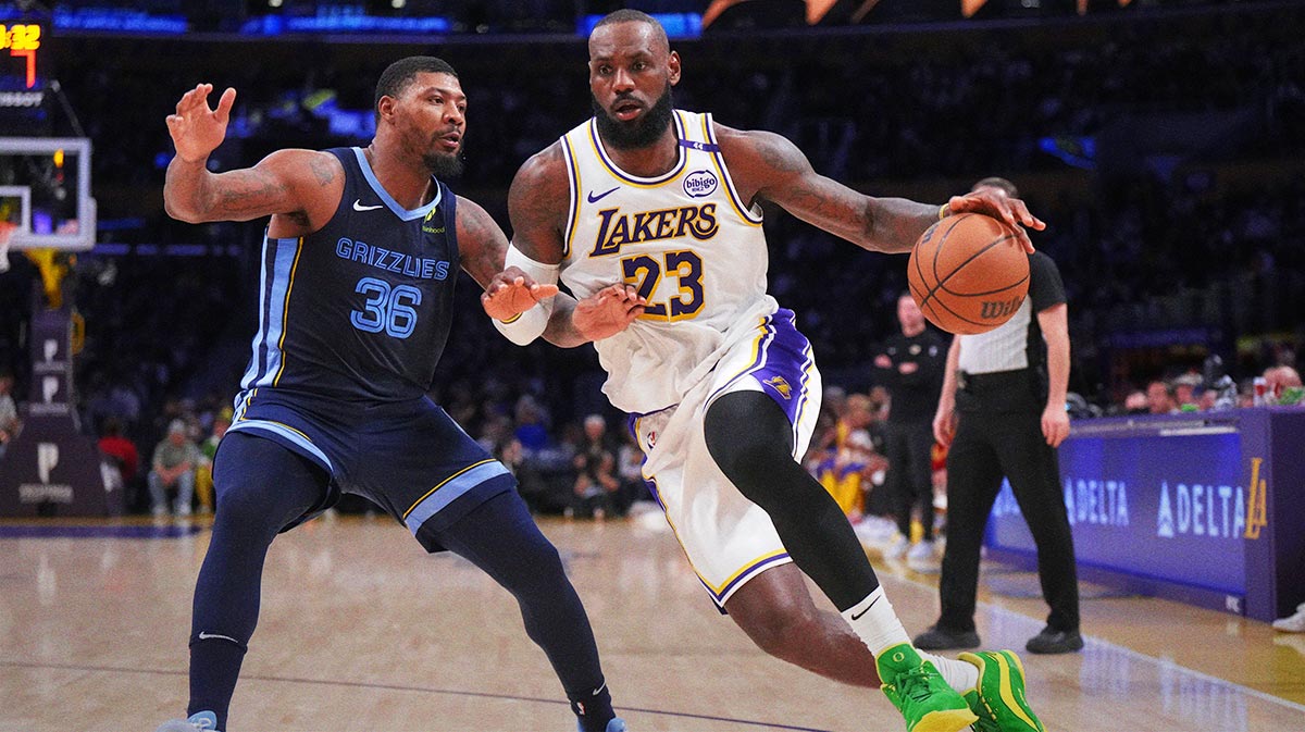 15. December 2024. years; Los Angeles, California, USA; Los Angeles Lakers Forward Lebron James (23) Driblible Ball vs. Memphis Grizzlies Guard Marcus Smart (36) on Cripto.com Arena.