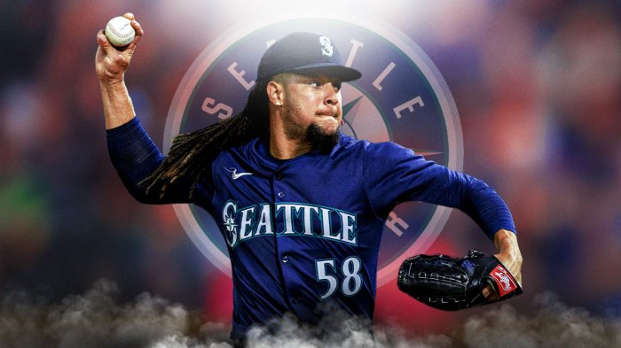 Mariners RHP Luis Castillo was involved in some MLB trade rumors, but he remained calm.