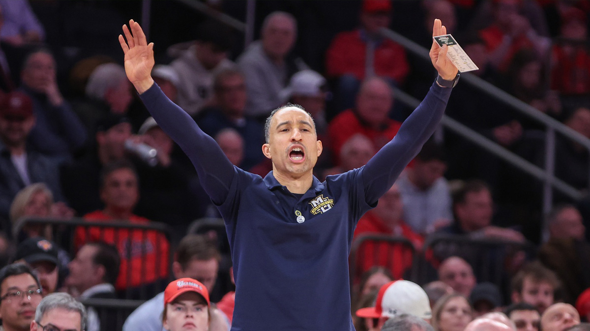 Marquette coach Shaka Smart