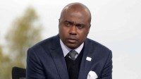 NFL Network broadcasters Marshall Faulk before the Thursday Night Football game between the Kansas City Chiefs and the Oakland Raiders at O.co Coliseum