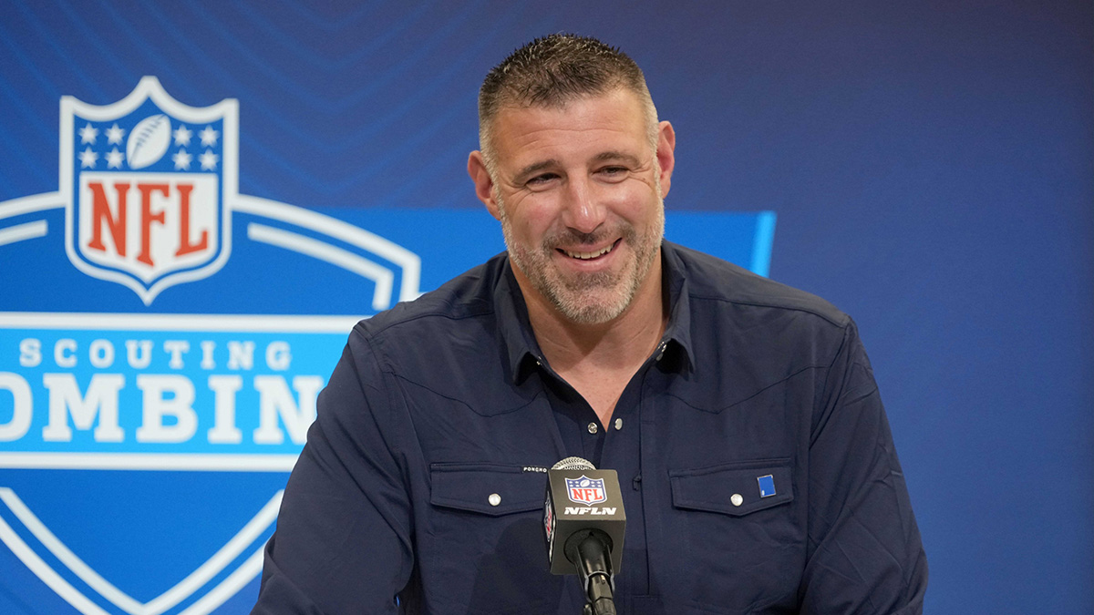 New England Patriots coach Mike Vrabel speaks during the NFL Scouting Combine at the Indiana Convention Center.