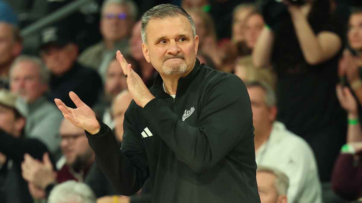 Jan 29, 2025; Starkville, Mississippi, USA; Mississippi State Bulldogs head coach Chris Jans reacts against the Alabama Crimson Tide during the second half at Humphrey Coliseum.