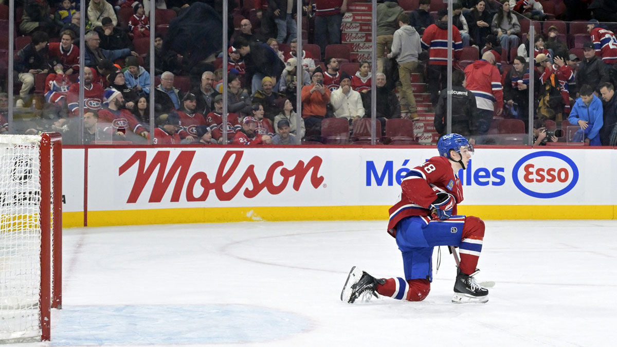 Montreal Canadiens defenseman Lane Hutson (48) reacts after the empty net goal scored by Tampa Bay Lightning forward Anthony Cirelli (71) (not pictured) during the third period at the Bell Centre.