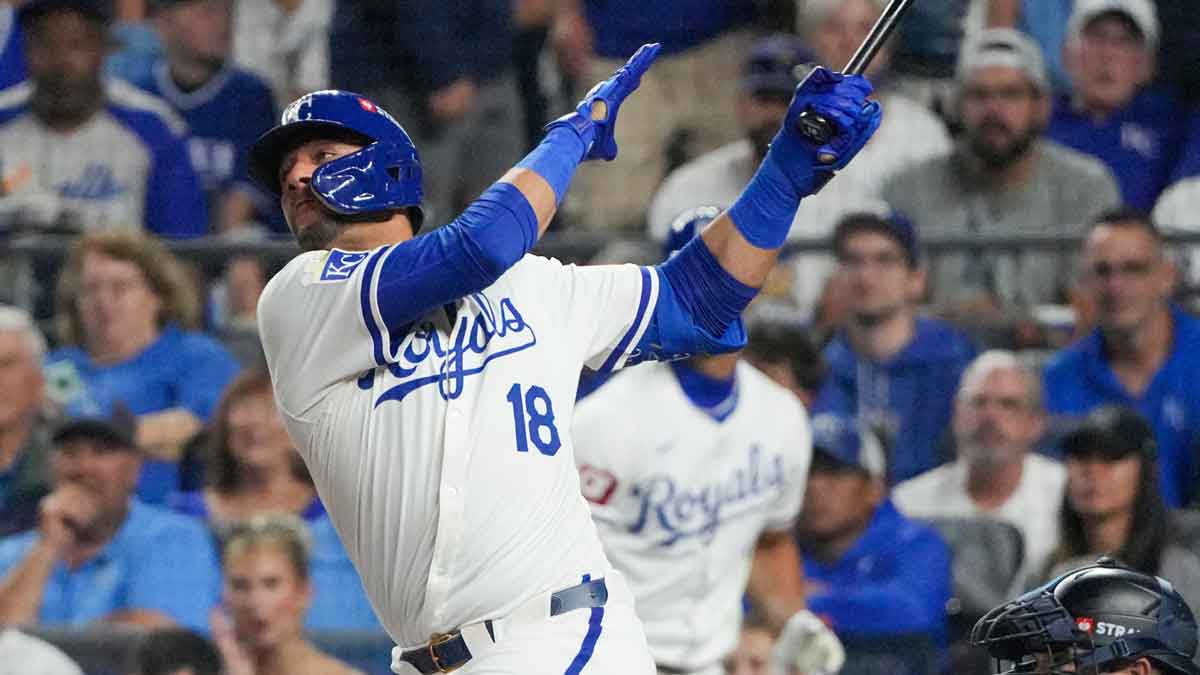 Kansas City Royals first baseman Yuli Gurriel (18) at bat against the New York Yankees during game four of the NLDS for the 2024 MLB Playoffs at Kauffman Stadium. 