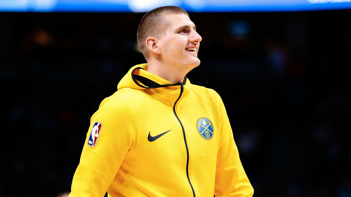 Denver Nuggets Center Nikola Jokić (15) Before the match against Sacramento Kings in the center of Pepsi. 