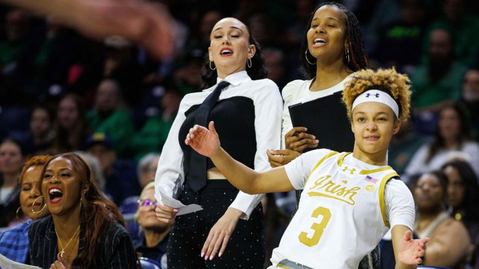 Notre Dame guard Hannah Hidalgo (3) watches a shot in the air during a NCAA women's basketball game between Notre Dame and Stanford.