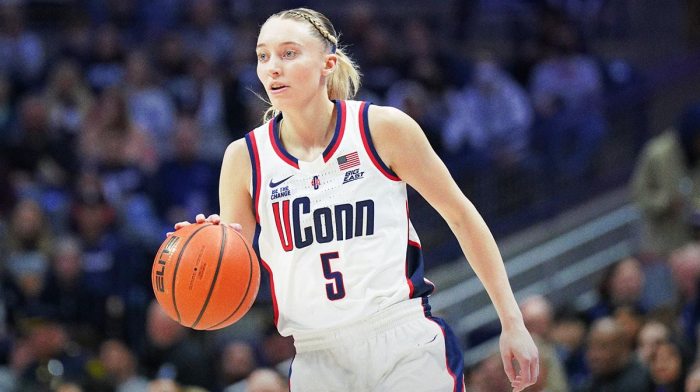 UConn Huskies guard Paige Bueckers (5) returns the ball against the Seton Hall Pirates in the first half at Harry A. Gampel Pavilion.