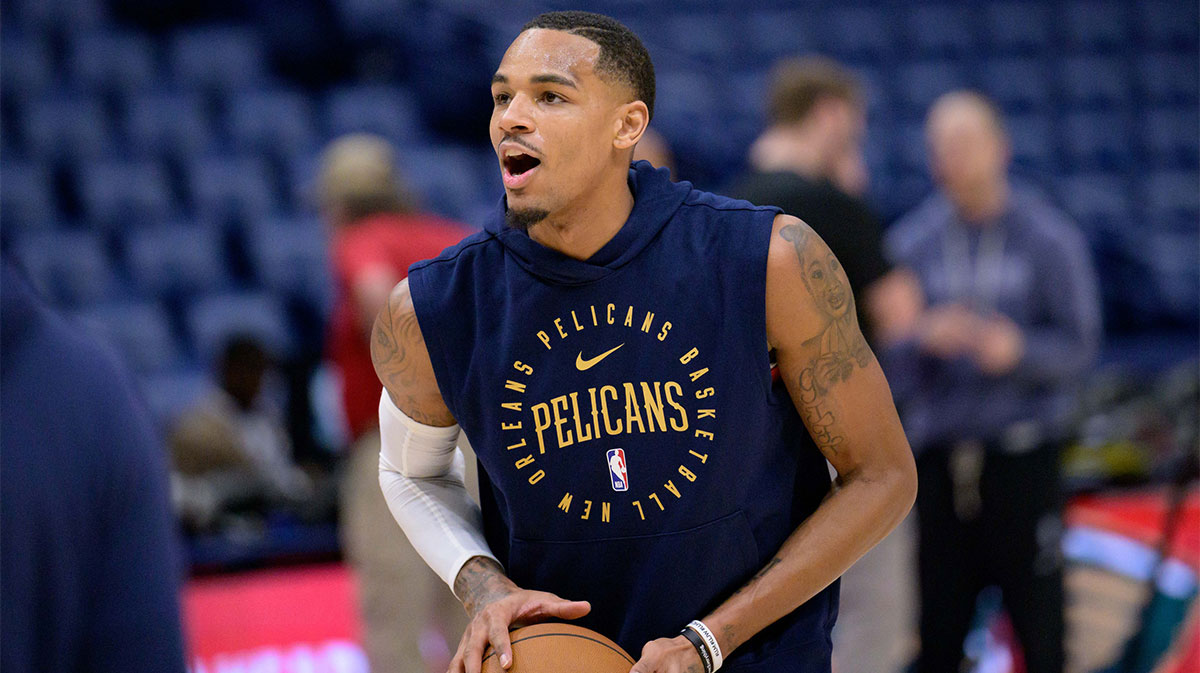 Pelicans Guard Dejounte Murrai is heated before playing Dallas Mavericks at the center of Smoothie King Center