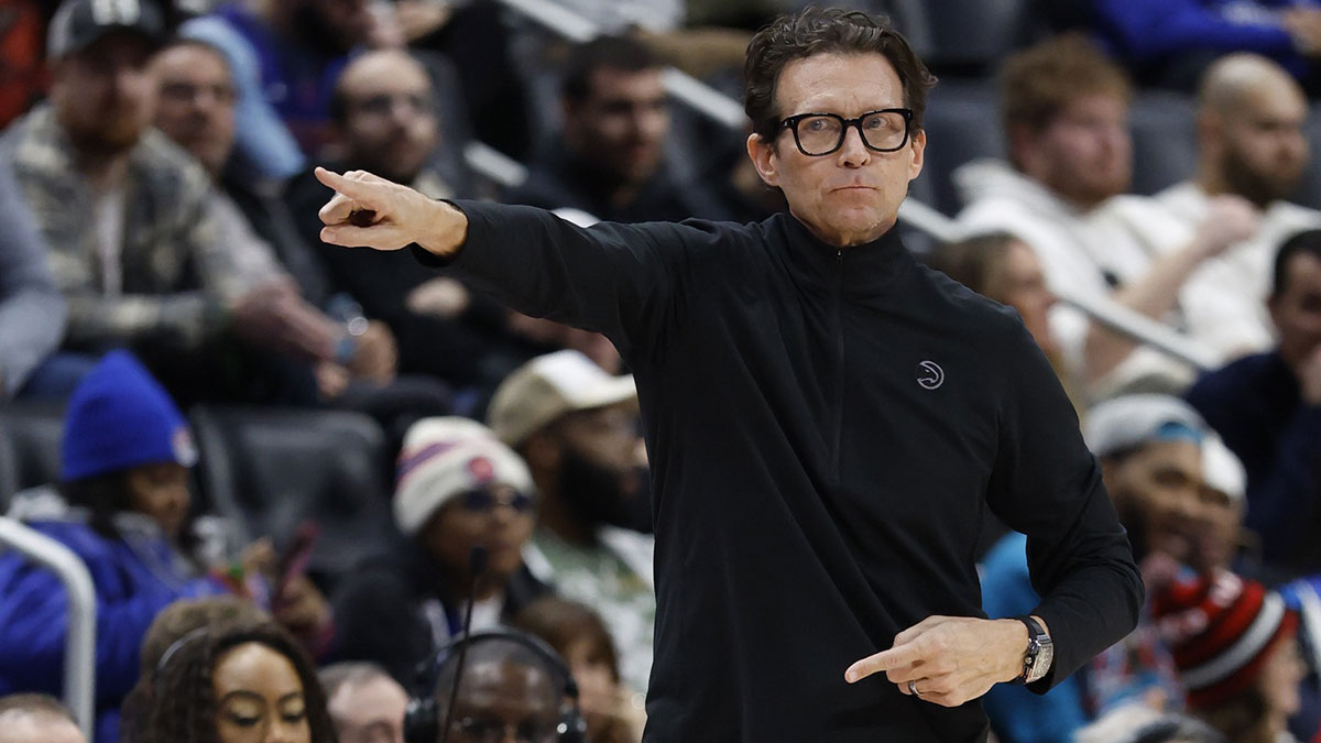 Atlanta Hawks Chief Coach Quin Snider on the side in the second half against Detroit pistons on a small Caesar Arena. 