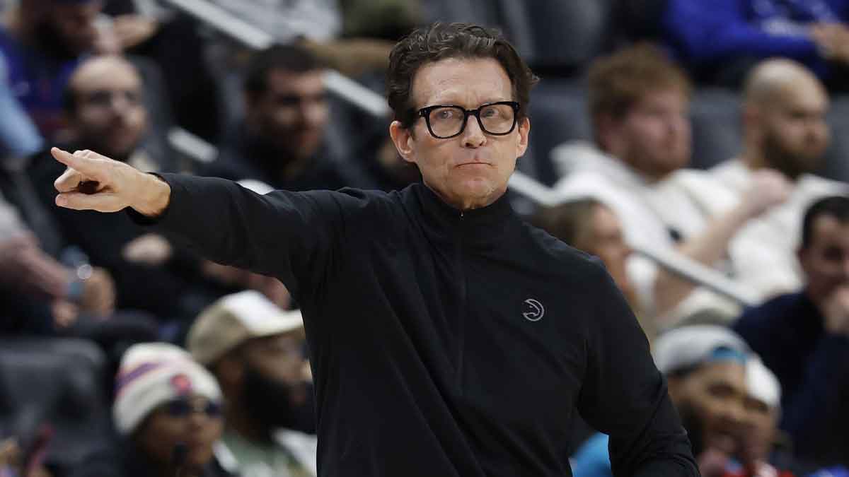 Atlanta Hawks head coach Quin Snyder on the sideline in the second half against the Detroit Pistons at Little Caesars Arena. 