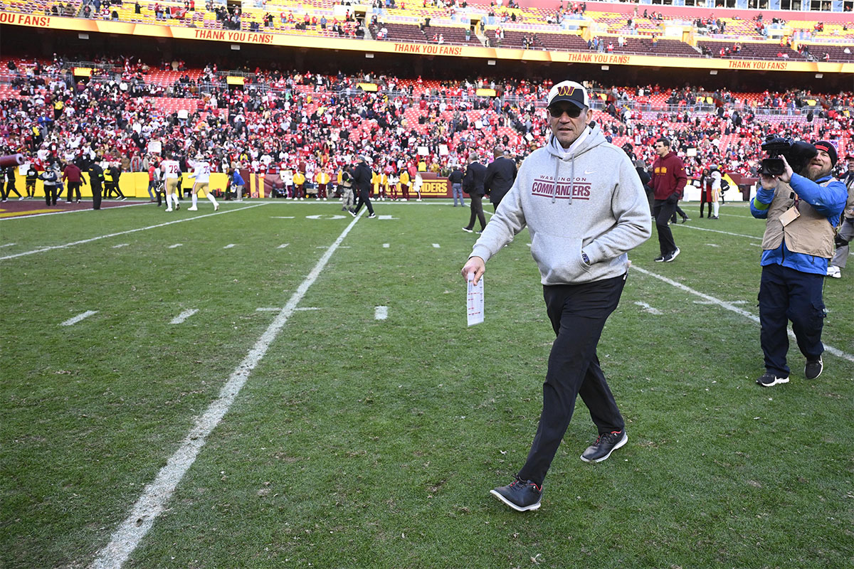 Washington Commanders head coach Ron Rivera leaves the field after the game against the San Francisco 49ers at FedExField