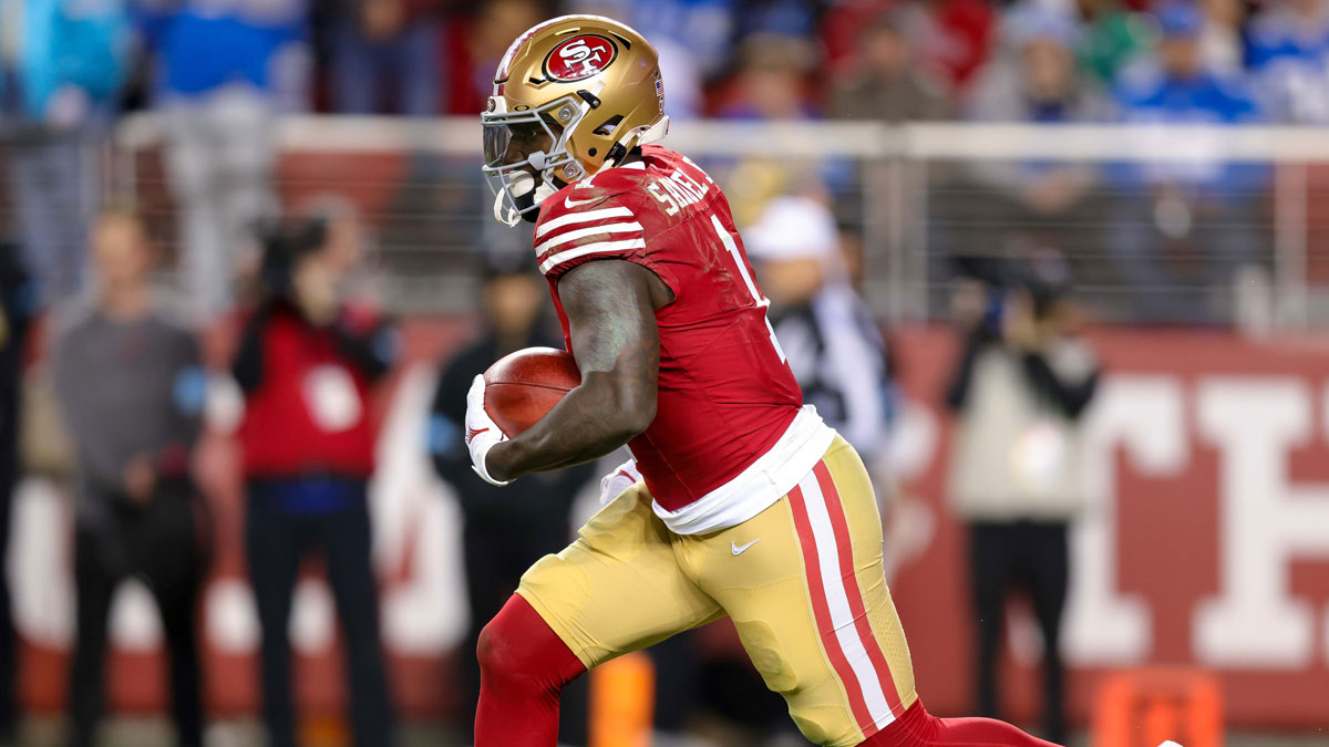 San Francisco 49ers wide receiver Deebo Samuel Sr. (1) during the game against the Detroit Lions at Levi's Stadium.