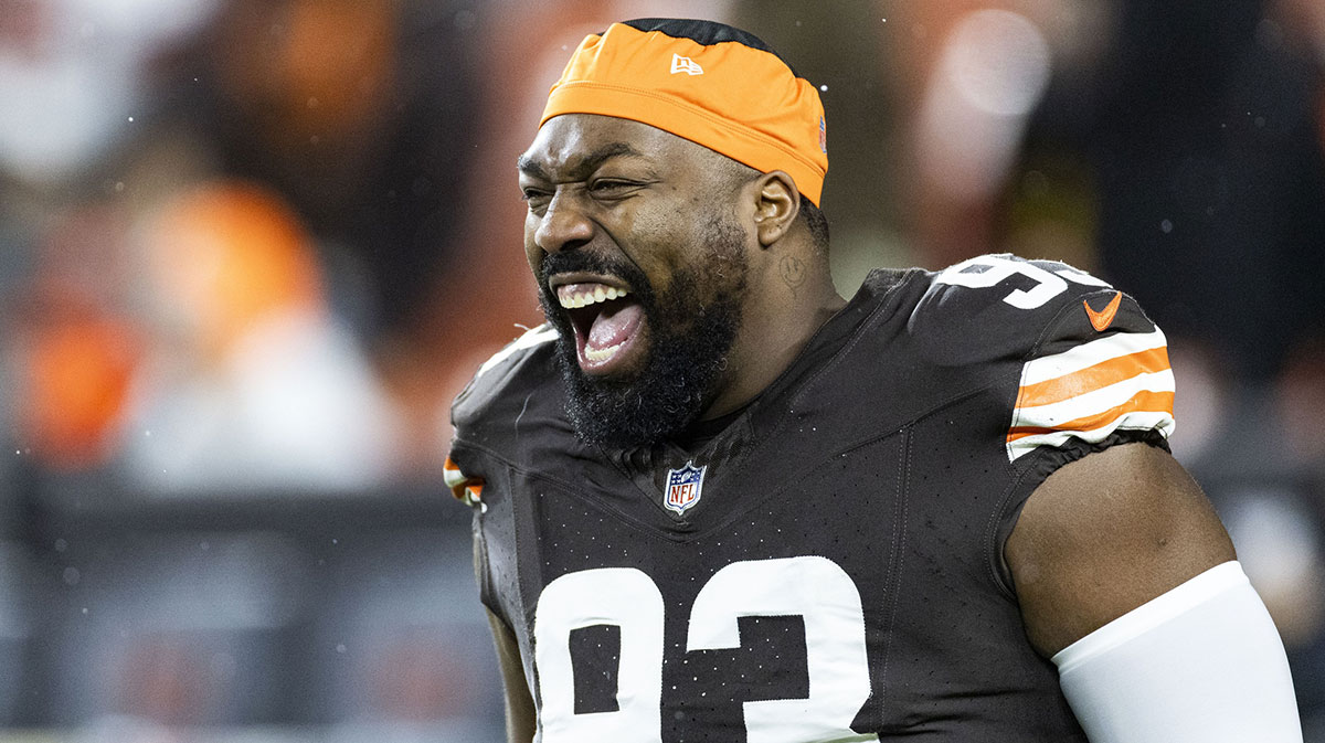 Cleveland Browns defensive tackle Shelby Harris (93) laughs with teammates during warm ups before the game against the Pittsburgh Steelers at Huntington Bank Field Stadium.