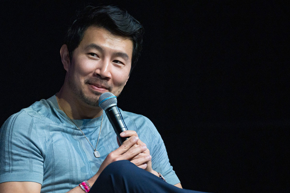 Simu Liu at Fan Fusion in 2024.