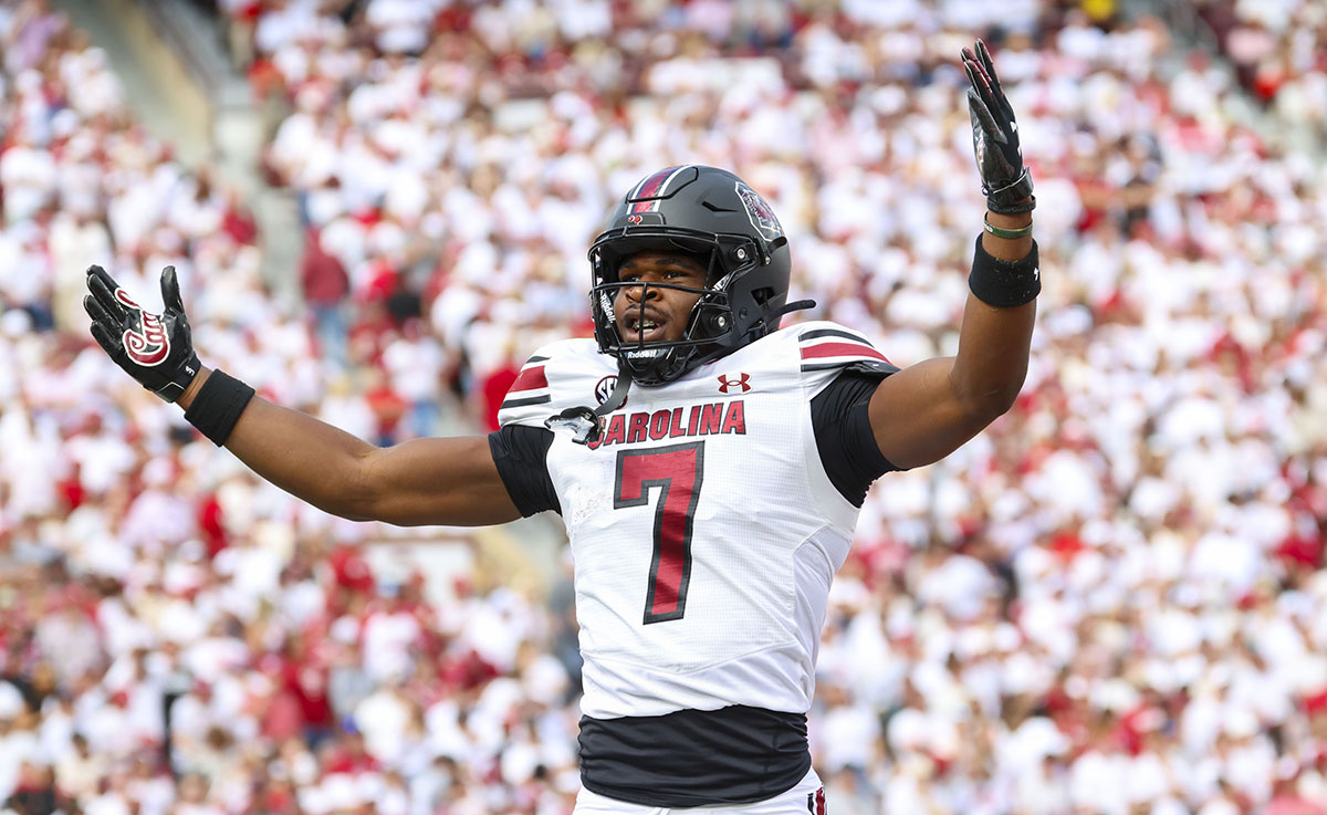 South Carolina Gamecocks defensive back Nick Emmanwori (7) reacts after returning an interception for a touchdown during the first half against the Oklahoma Sooners at Gaylord Family-Oklahoma Memorial Stadium.