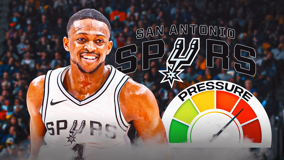 De'Aaron Fox smiling image, Spurs logo