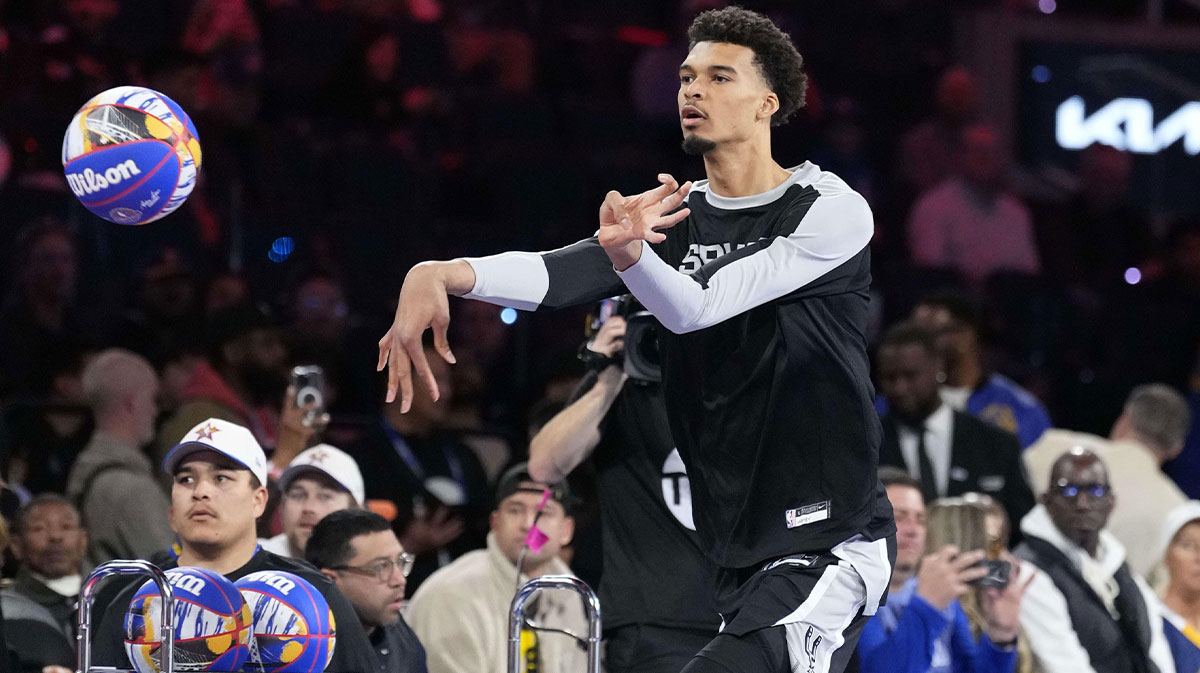 Team Spurs Center Victor Vembania (1) San Antonio Spurses Compete in skills Challenge during all stars on Saturday night in front of 2025 NBA All Star Games in Chase Center.