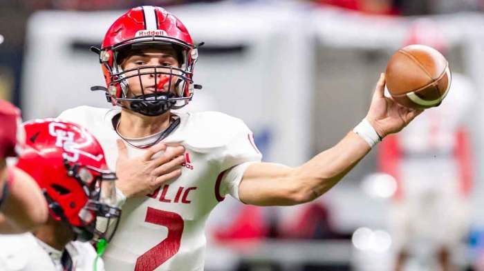 Featured image Texas Committ Luke Dunham