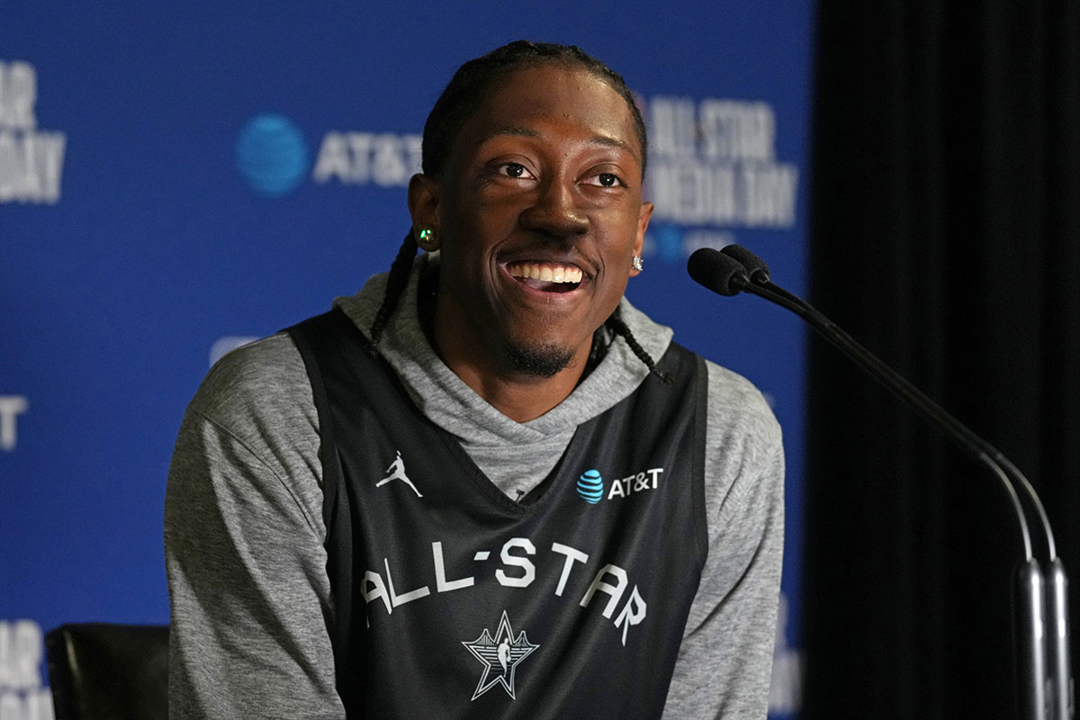 Kenny's Young Stars Ground Forward Jalen Williams (8) Oklahoma City Thunder spoke with media members during the NBA all the stars in Oakland