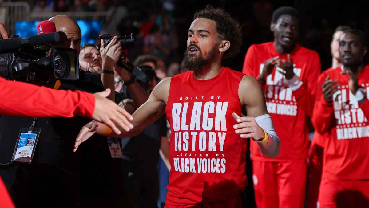 Atlanta Hawks Guard Trae Young (11) was introduced before the game against San Antonio Spurs on the State Farm Arena. 