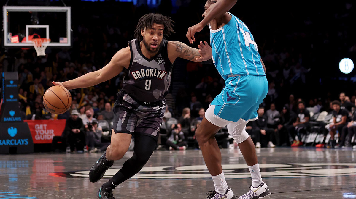 Brooklyn striker Nets Trendon Watford (9) goes to the basket against the striker of Charlotte Hornets Moussa Diabate (14) during the third trimester at the Barclays Center.