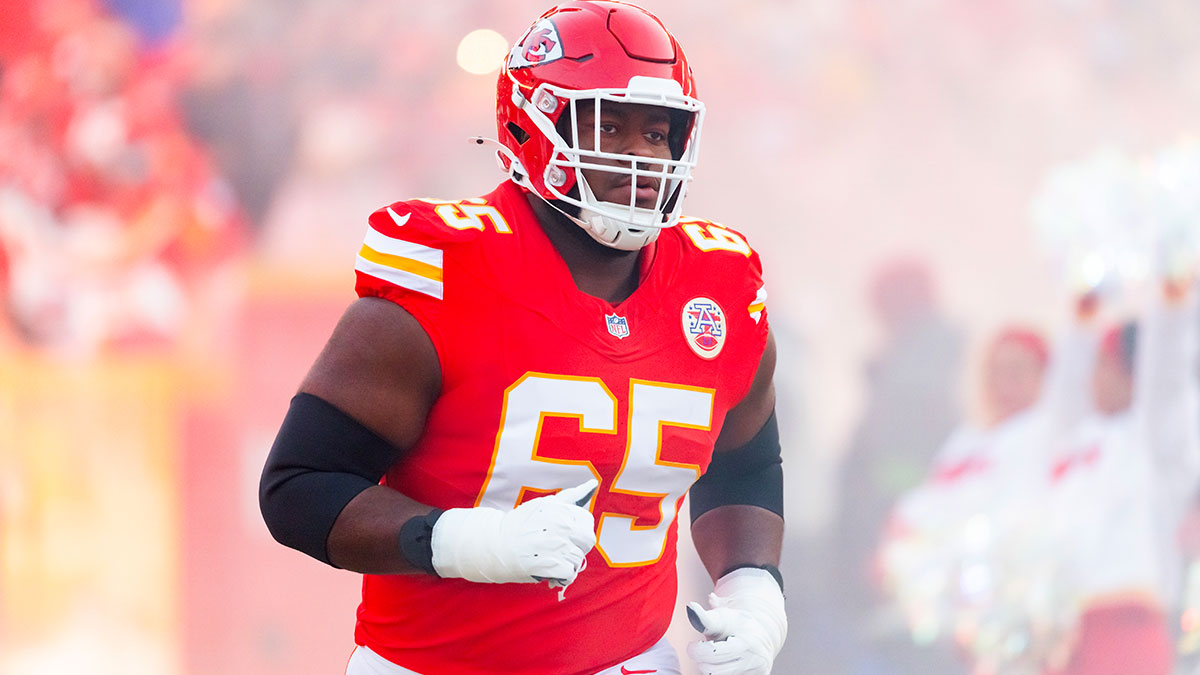 Kansas City Chiefs guard Trey Smith (65) against the Buffalo Bills in the AFC Championship game at GEHA Field at Arrowhead Stadium.