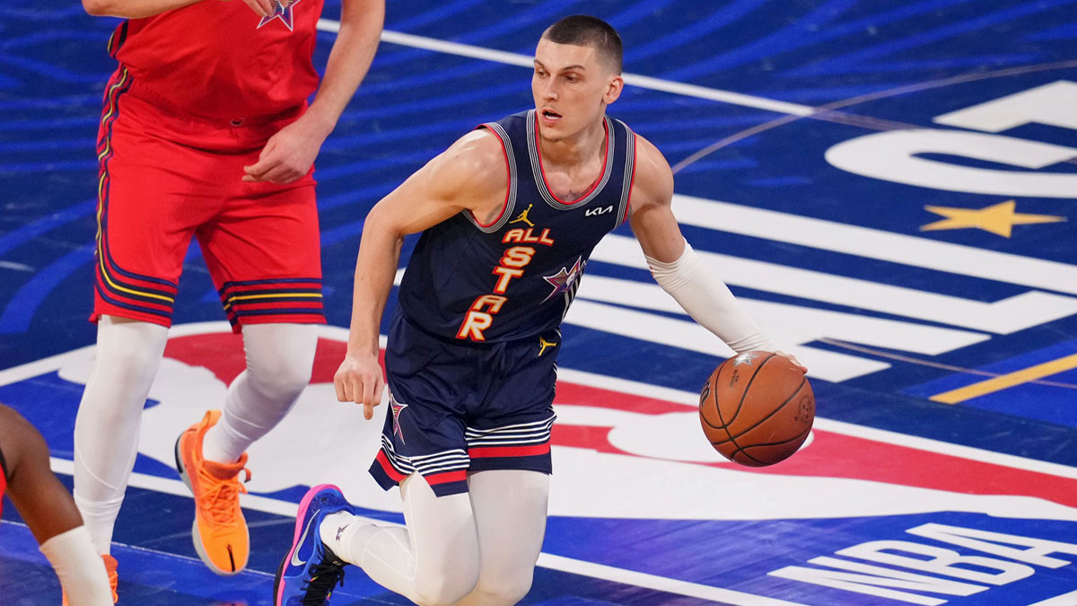 Kennyís Young Stars guard Tyler Herro (14) of the Miami Heat controls the ball against Chuckís Global Stars during the 2025 NBA All Star Game at Chase Center.