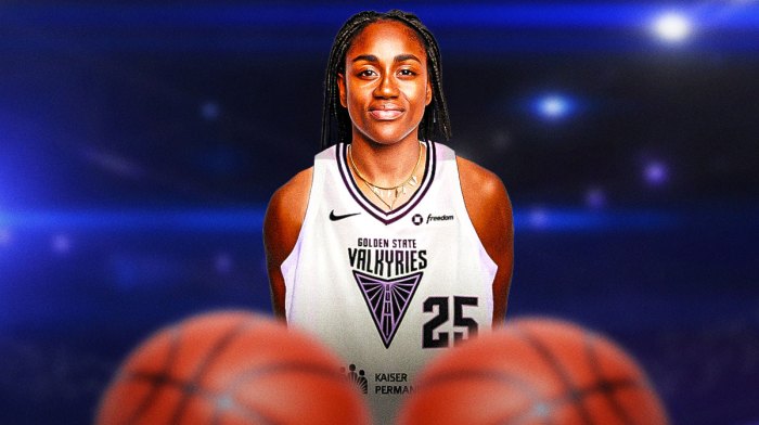 Tiffany Hayes in a Golden State Valkyries jersey.