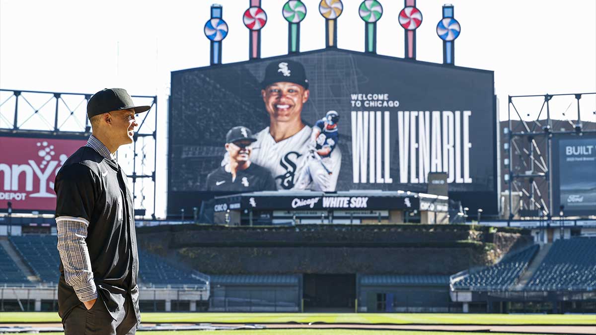 New Chicago White Sox manager Will Venable poses for a photo at Guaranteed Rate Field.