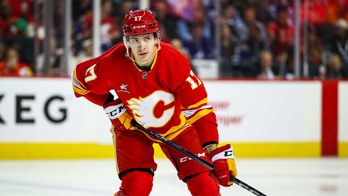 Calgary Flames Center Yegor Sharangovich (17) v. Mapline Toronto in the second period in Scotiabank Saddledome.