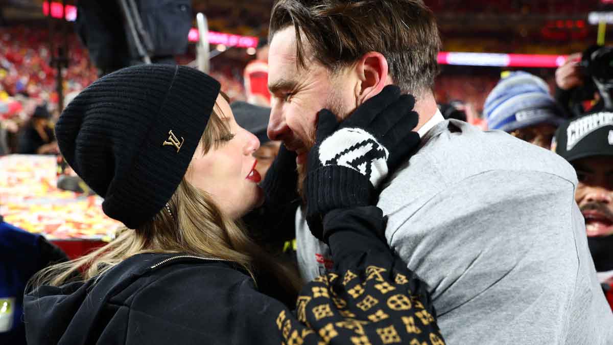 Taylor Swift Travis Kelce