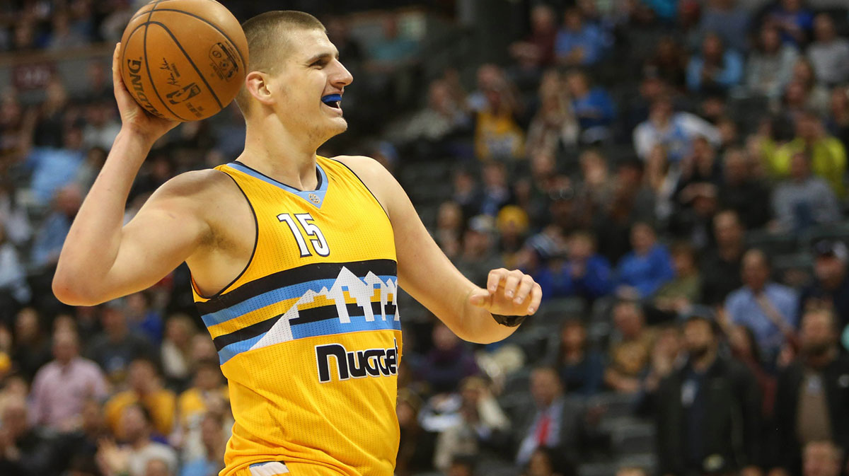 Denver Nuggets forward forward Nikola Jokić (15) during the second half against Minnesota Timbervolves in the Pepsi Center. Nuggets won 105-103.