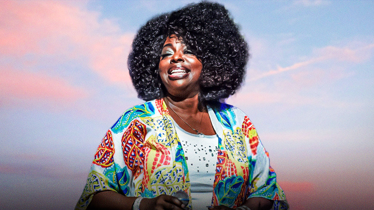 Celebrated R&B and Neo Soul singer Angie Stone was schedule to perform at an HBCu basketball tournament before her untimely passing