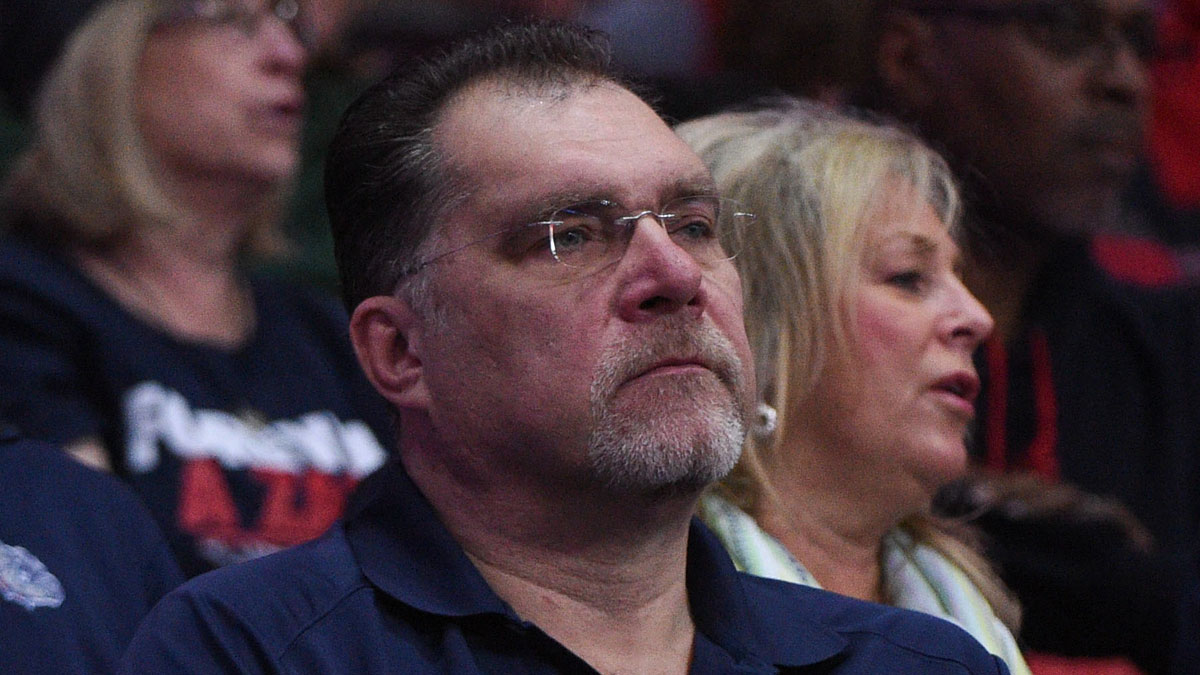 Arvydas Sabonis between the Gonzaga Bulldogs and the BYU Cougars during the second half in the semifinals of the West Coast Conference tournament at Orleans Arena.