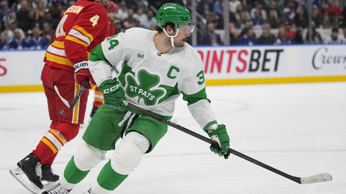 Toronto Maple Leafs Pread Auston Matthews (34) Search for the first period against Flame Calgary on Scotiabank Arena.